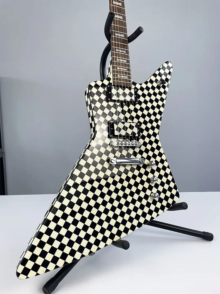 エレキギター ホワイト ブラックデザイン STERLING by Musicman SUB CUTLASS CT20 HSS エレキギター初心者