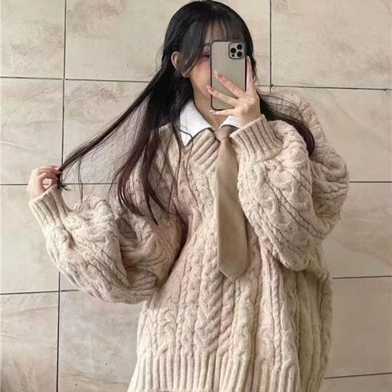 

New style lazy style V-neck Fried Dough Twists grey sweater loose Korean version external knitwear pleated skirt shirt two-piece