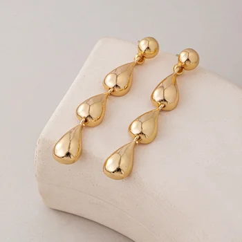 Vintage Simple Long Water Drop Earrings for Women Glossy Geometric Stud Earrings New Luxury Bridal Wedding Jewelry Gift