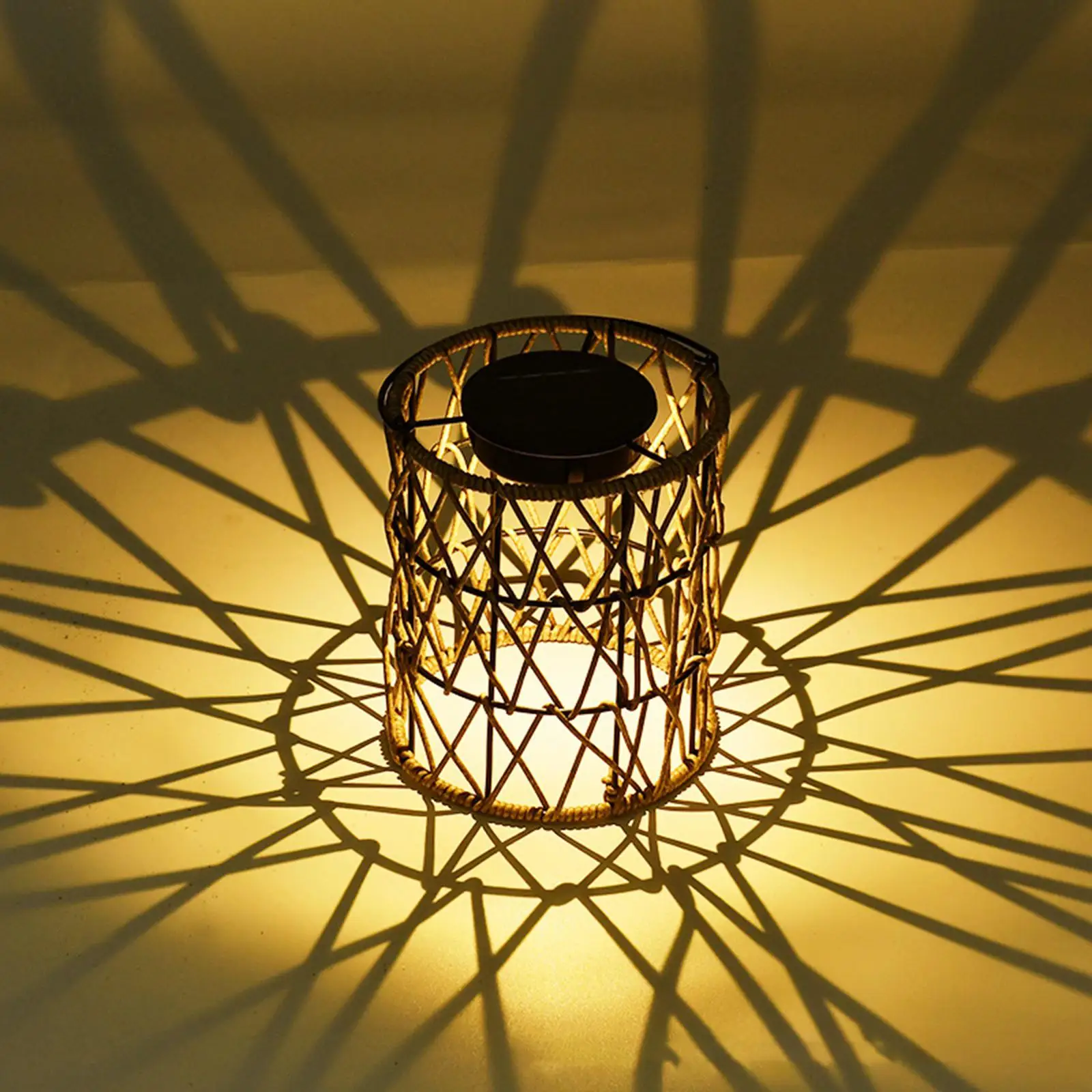 

Фонари на солнечной батарее, плетеные комнатные и уличные фонари из ротанга, садовые подвесные лампы для крыльца, дорожки, двора