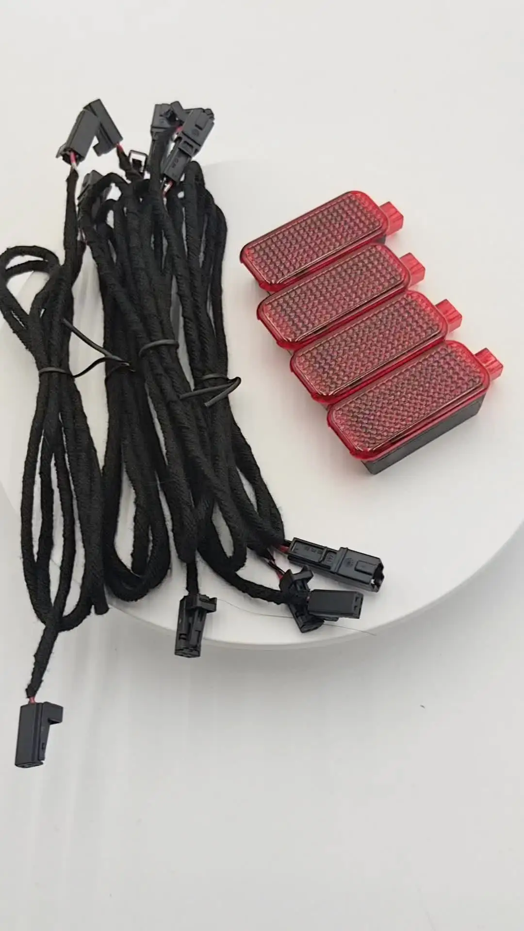 アウディA4アバント2.0左リアドアハーネス 配線 カーテシランプ LED