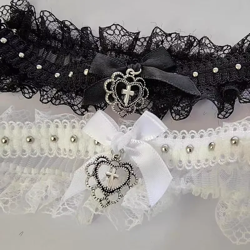 Gothic-Halsband aus schwarzer Spitze mit Schleifen- und Kreuzanhänger, Vintage-Y2K-Halskette mit Gummiband für Mädchen, Punk-Lolita-Cosplay-Kragen-Schmuck.