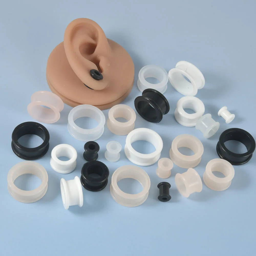 NewZenro Hollow Heart Shaped Silicone Ear Tunnels – Soft Double Flared Plugs For Stretching, 2 Pairs (Black & Pink), Sizes 6g To 1 Inch