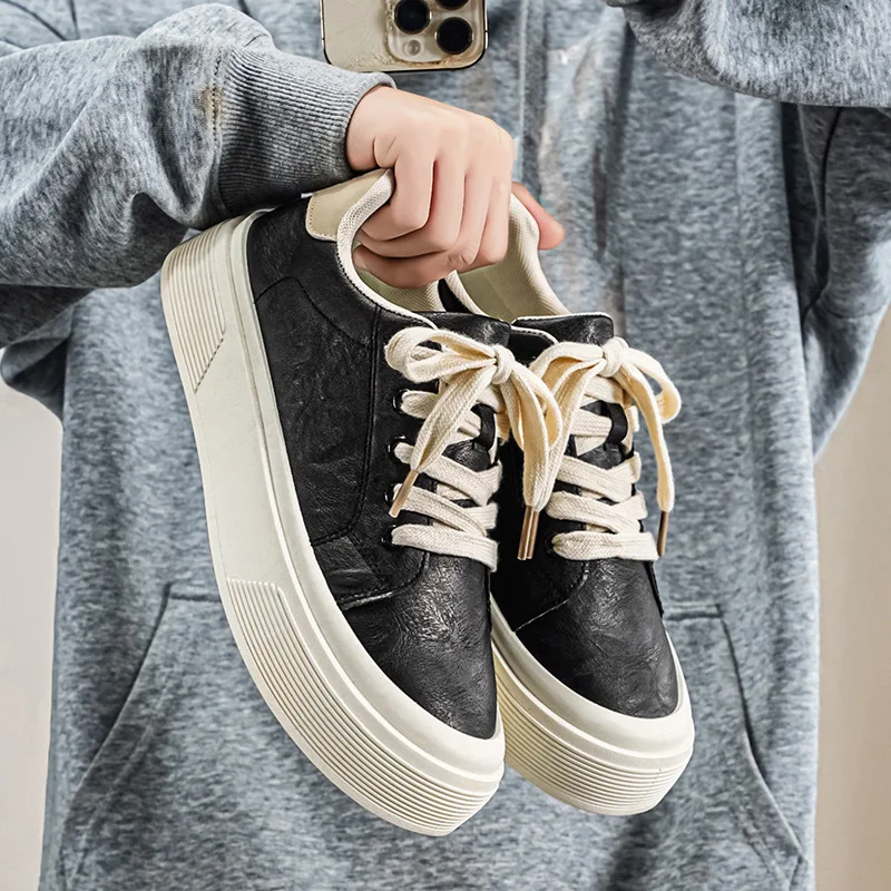 2026 Spring New Large Men's Thick soled Height increasing Board Shoes Hong Kong Style Casual Single Shoes Student Sports Shoes 4
