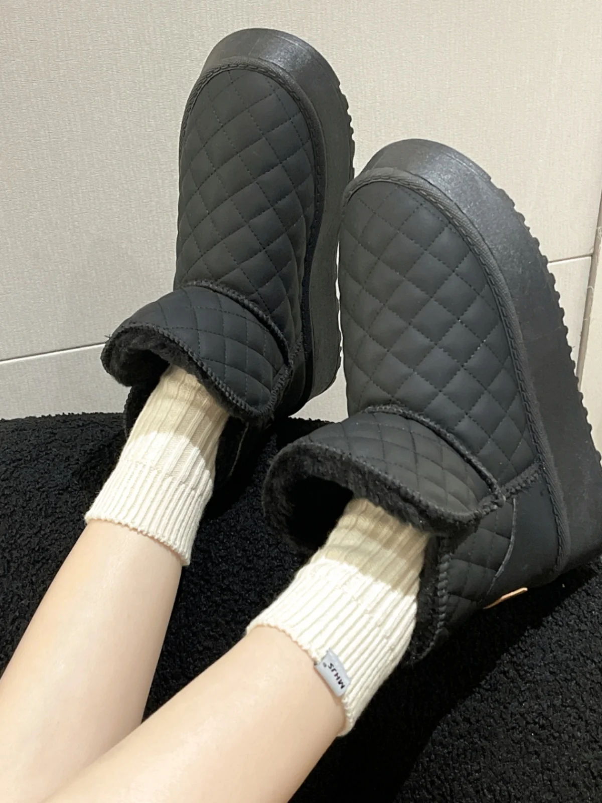 

Зимние сапоги с мехом на плоской подошве Брендовая женская обувь австралийские сапоги с круглым носком-женские сапоги на платформе с плюшевой подкладкой Женская мода 2023