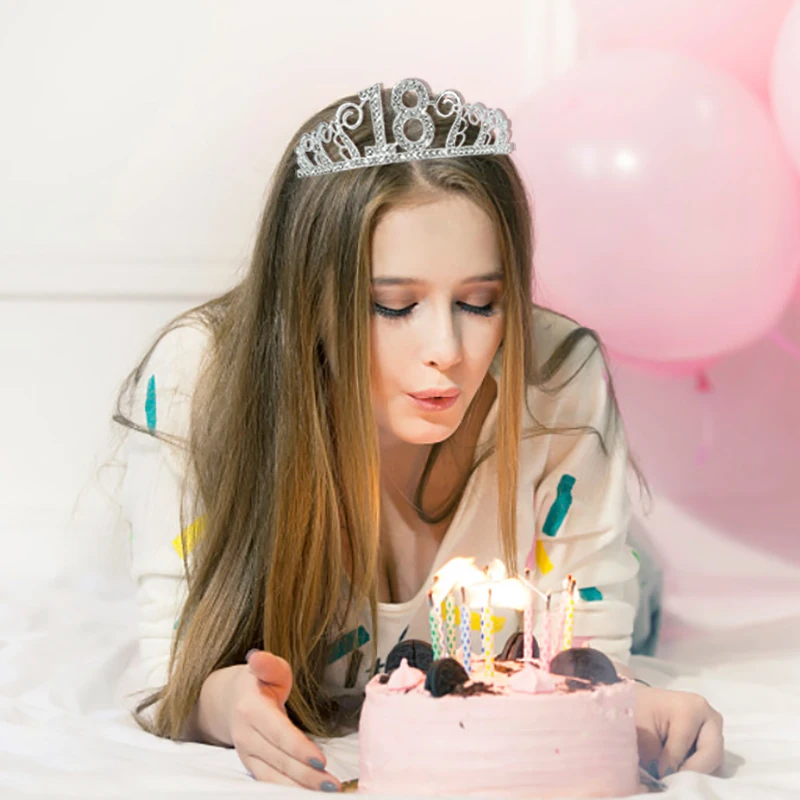 Corona Di Compleanno Con Cintura - Diadema Principessa Con Cristalli, Regolabile, Per Feste - Foto 3