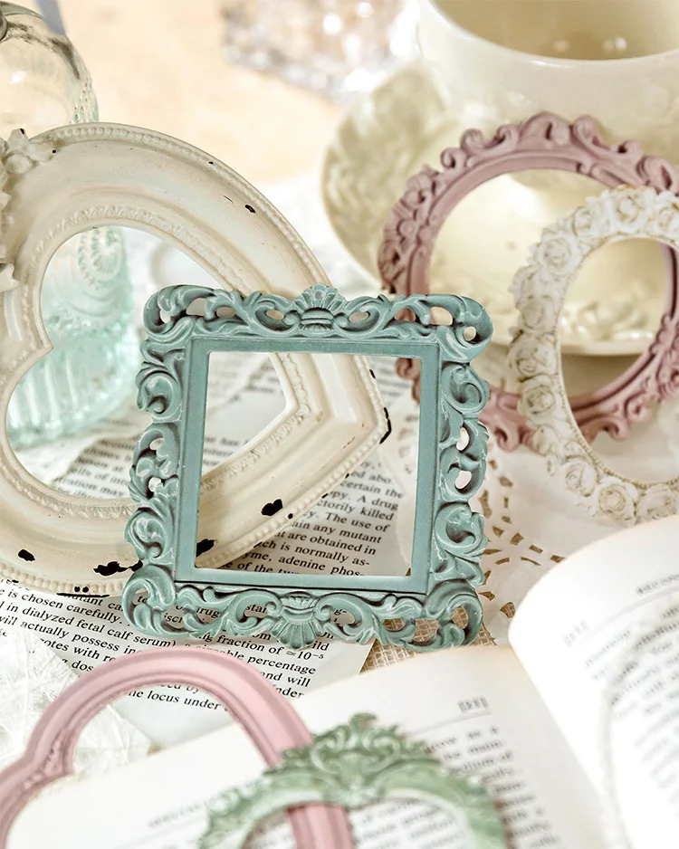 10 pcs Relief retro frame hollow-out square round shape picture frame gorgeous relief hand tent DIY decorative collage material