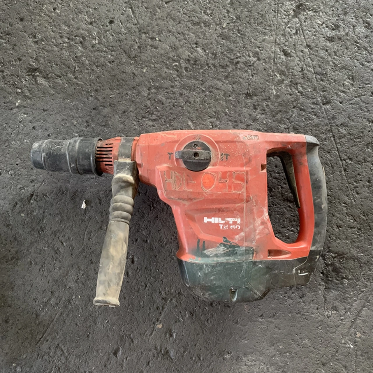 Hilti TE60 Corded Rotary Hammer Drill,  Three function electric hammer - electric drill - electric pickaxe 120V Second hand,