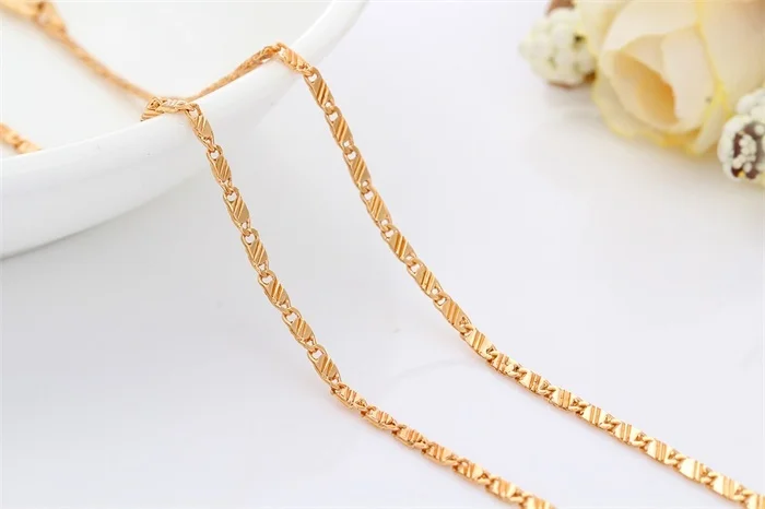 Yellow Gold Colour Tile Chain Shoker 
