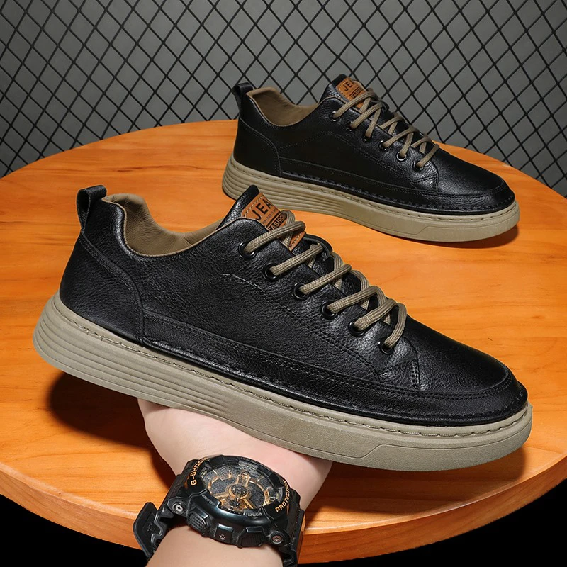 

Autumn Men's Shoes Black Sports Casual Board Shoes Men's Anti Slip Soft Sole Leather Shoes Driving Shoes