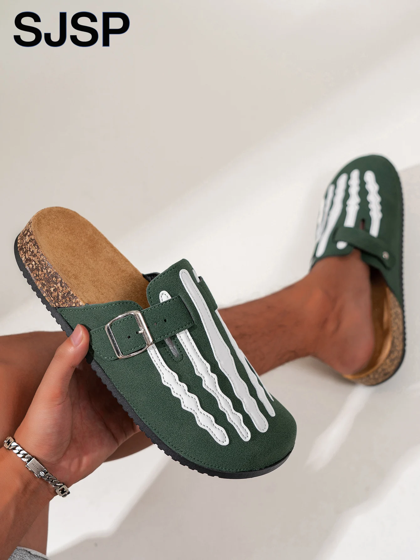 صنادل رجالية جديدة بتصميم هيكل عظمي عصرية بنصف قاب...