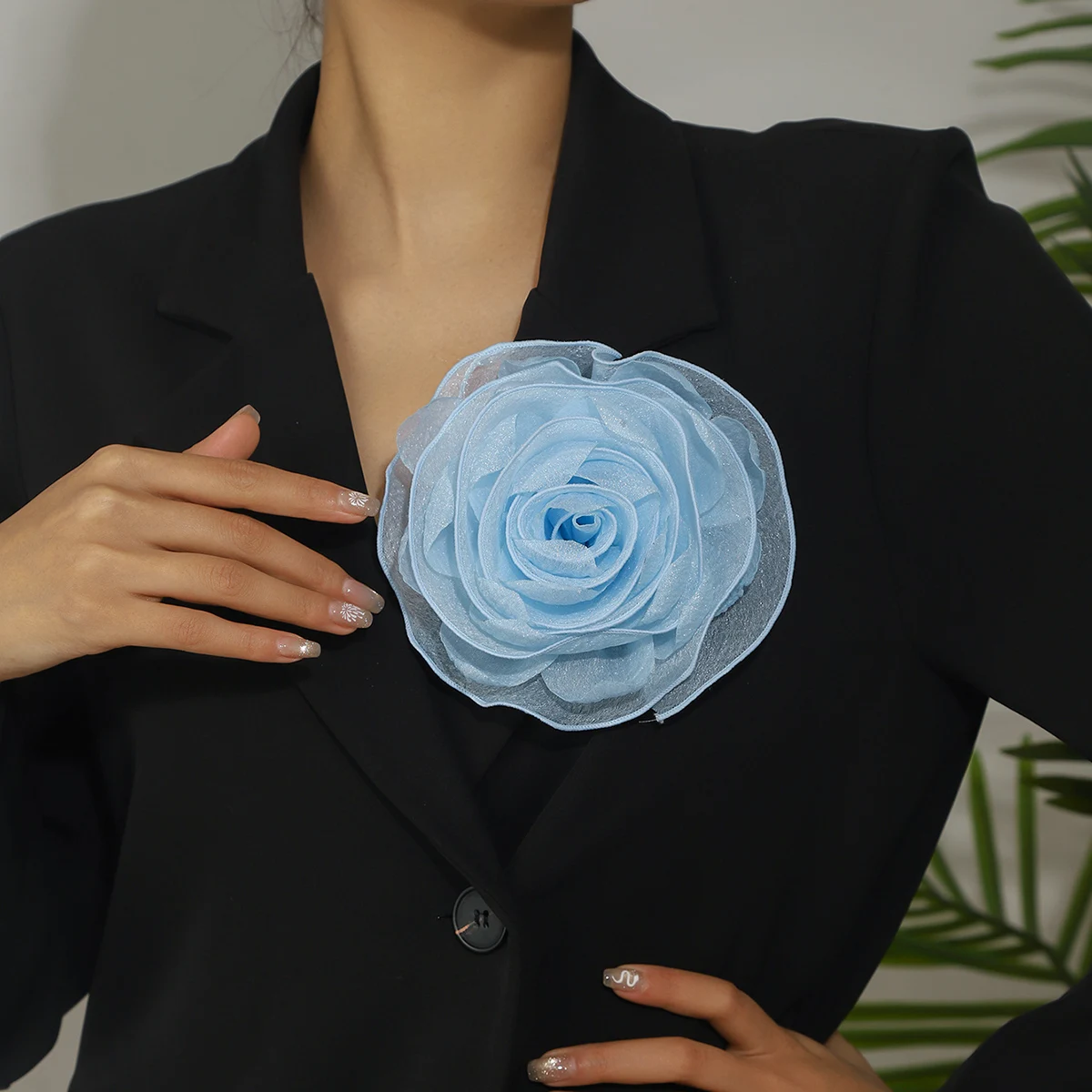 15CM French Style Lace Rose Flower Brooch for Women Ladies Vintage Exquisite Floral Lapel Pins Party Weddings Jewelry Accessory