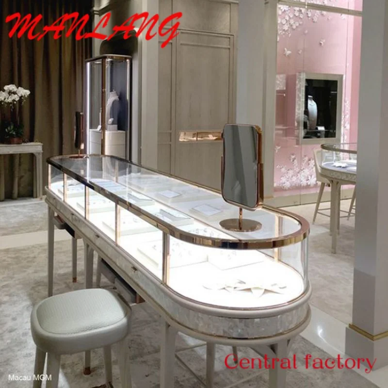 Рисунок 5 - Фотообои для магазина ювелирных