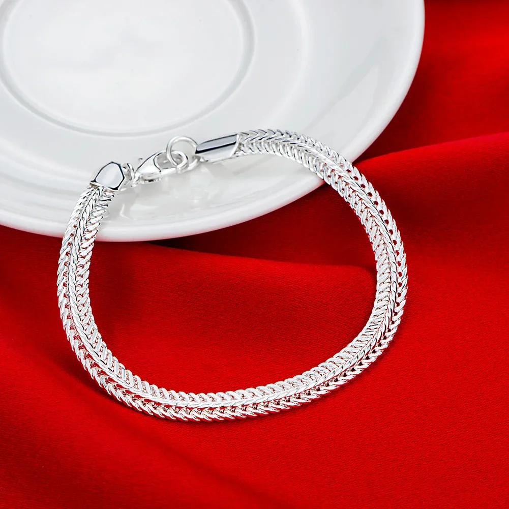 Wholesale 925 Sterling Silver Bracelet Cute for Women Lady Men Noble Fashion Charm Jewelry Wedding Party