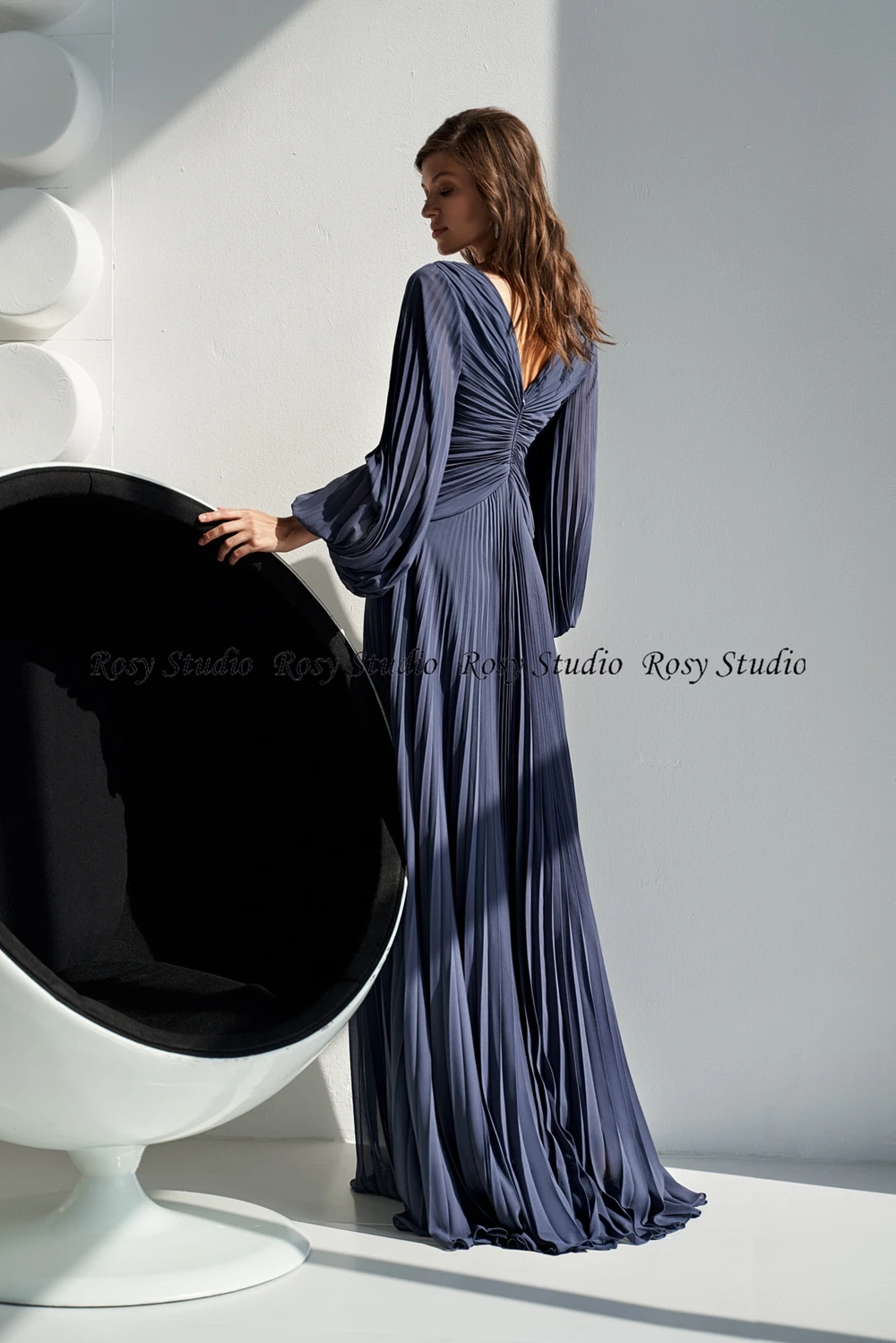 Hot Sale New Simple V Neck Long Bridesmaid Dresses with Long Sleeves Wedding Guest Gown Maid of Honor Evening Dress