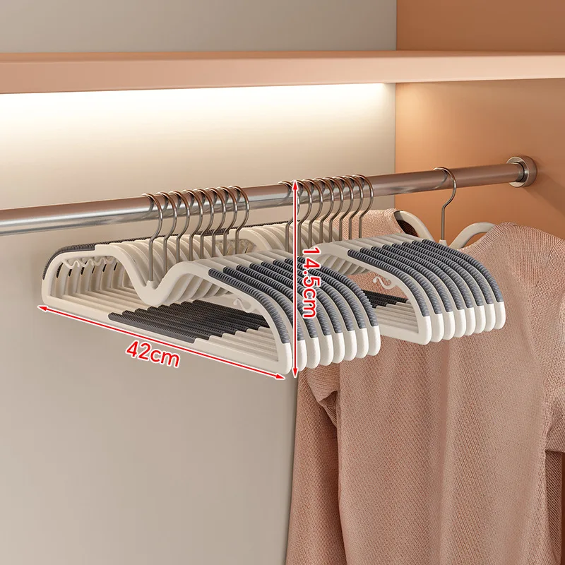 Short Neck Non Slip Plastic Hanger Image 9