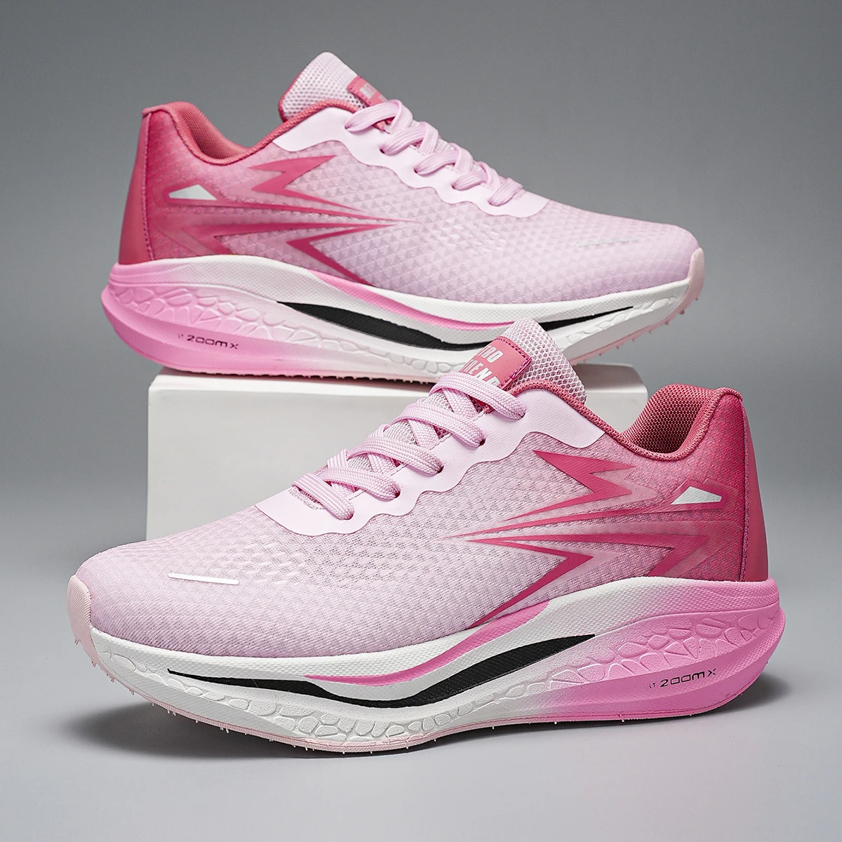 Men's Casual Sneakers, Breathable and Brightly Colored, High-Performance Athletic Shoes, a Must-Have for Fitness Enthusiasts, Suitable for Running, Gym Workouts, and Everyday Commuting