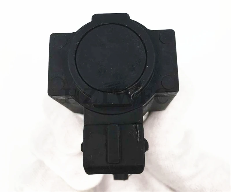 Turbo Pressure Solenoid Valve For Nissan Pathfinder Navara 14956-EB300 14956-EB30A 14956-EB70B 14956-EB70A
