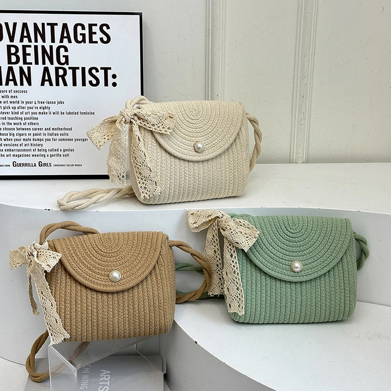 Pastoral Straw Beach Bag Woven Summer Shoulder Bag with Cute Lace Bow Shoulder Purse for Women Beach Picnic Vacation