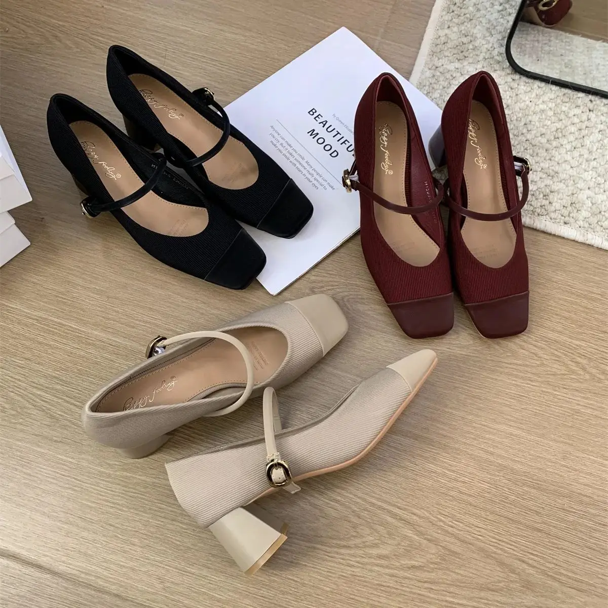 

Женские туфли-лодочки в стиле ретро, на каблуке