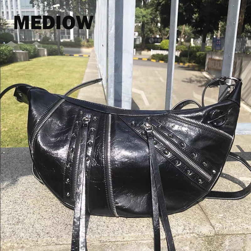 

MEDIOW Moto & Biker Half Moon Bag For Women Luxury Designer Handbag Purse 2024 New In PU Oil Wax Leather Rivet Underarm Shoulder