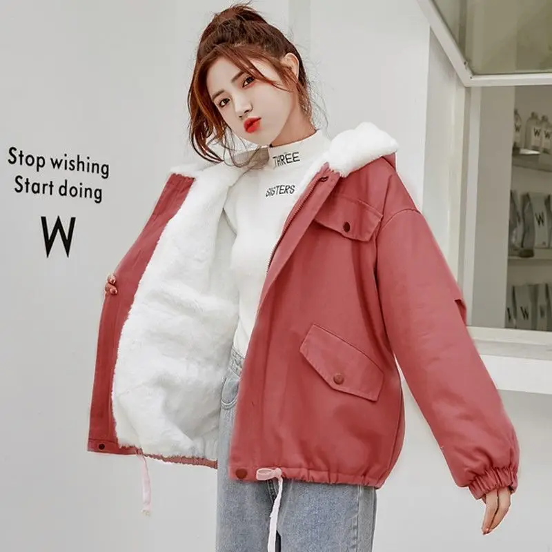 Рисунок 6 - Женская зимняя хлопковая куртка молока Hoo