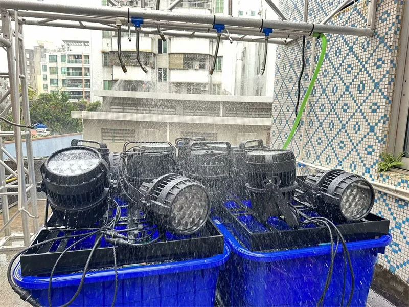4 pieces Outdoor IP65 Waterproof Zoom LED Par Light 18*15W RGBWA led par light