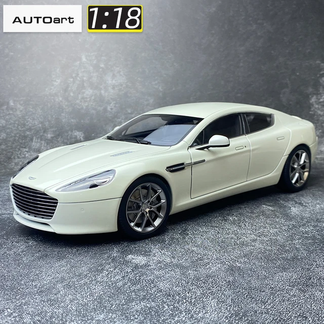 Autoart 1/18 scale Aston Martin RAPIDE S 2015 Sports car Metal