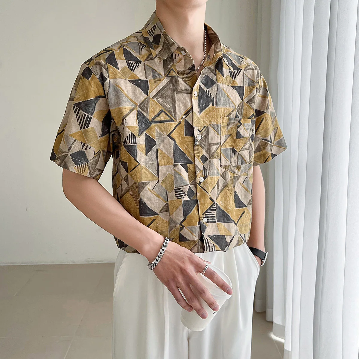 

Vintage Ethnic Printed Men Short Sleeve Shirts Summer Turn Down Collar Cotton Mens Hawaiian Shirt Korean Loose Camisas De Hombre