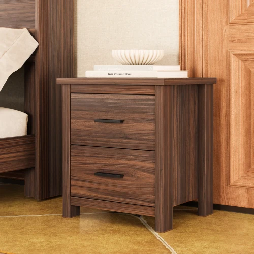 4-Piece Queen Wooden Bedroom Set 3