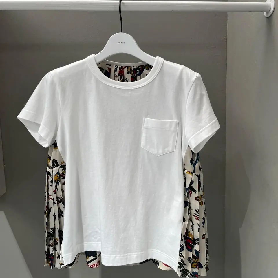 SACAI spring new splicing half-sleeved top back graffiti printing