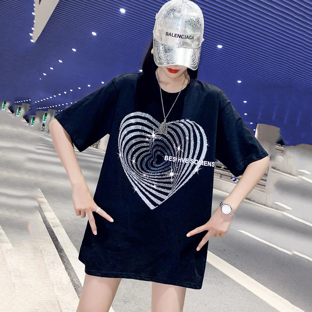 2022 Summer Fashion Streetwear Rhinestone heart pattern T