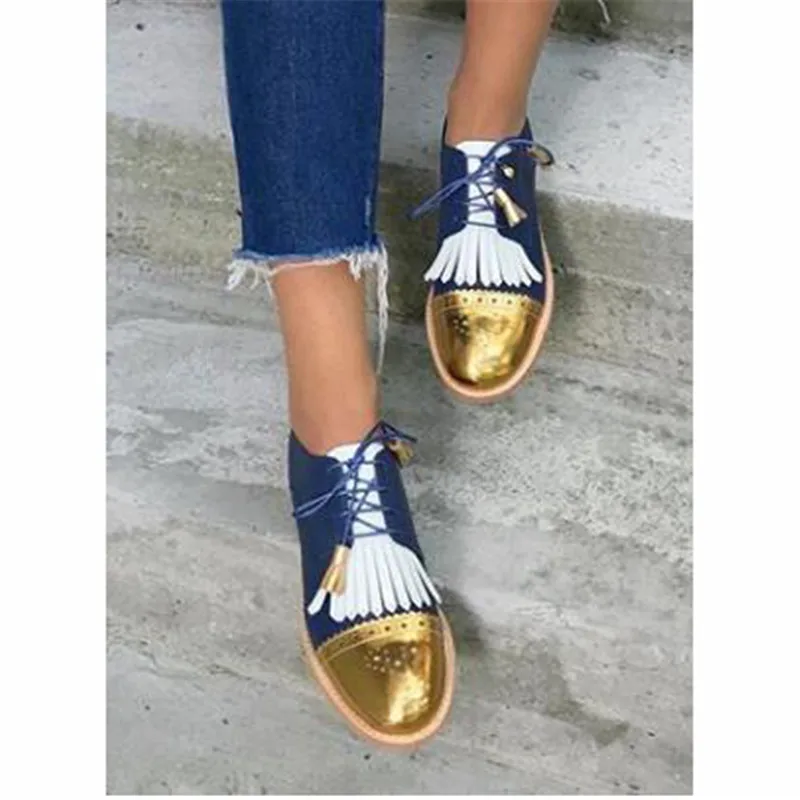 New Women Soft Leather Oxfords Shoes Hand-made Leisure Lace-up Brogues Wingtips Shoes For Ladies Caved Tassel Flats
