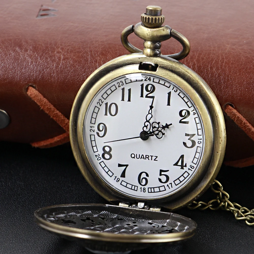 Classic Goddess Head Embossed Quartz Pocket Watch Red Ancient Pendant Necklace Chain Universal Fob Watch for Boys and Girls