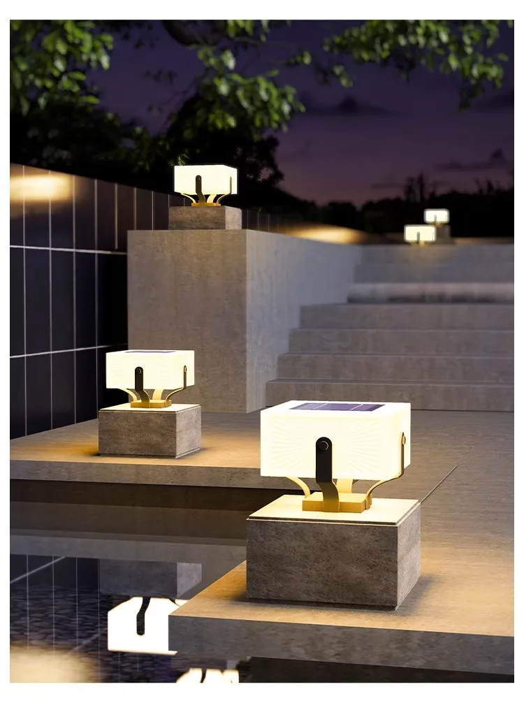 Stylish Garden Pillar Light