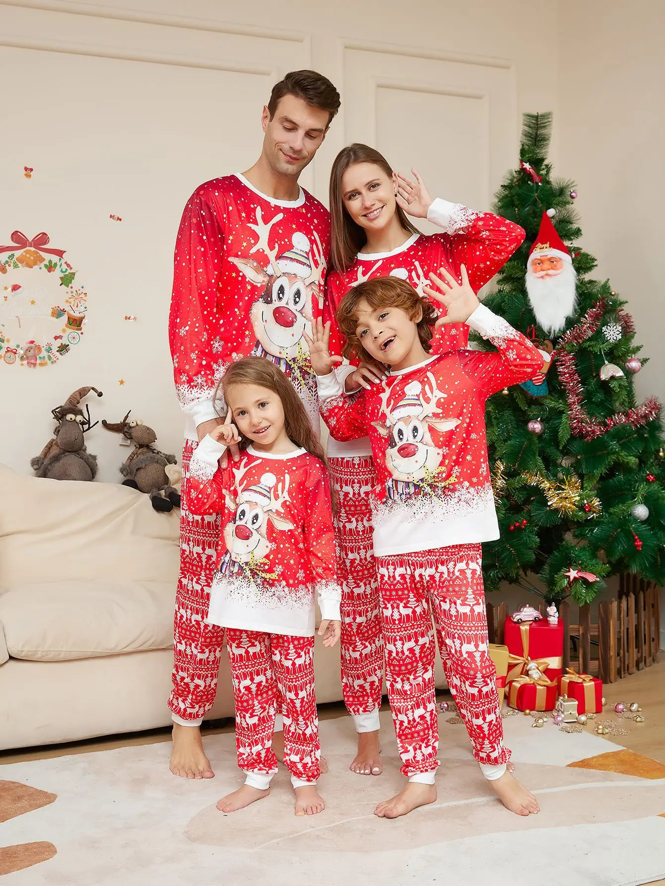 thumbnail image 2 of Moda 2024 Conjuntos navideños a juego para toda la familia Conjunto de pijamas navideños familiares con estampado de renos navideños de dibujos animados Ropa de bebé para el hogar para vacaciones, 2 of 5