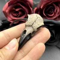 3D Goth Raven Skull Necklace Resin Replica Raven Magpie Crow Gothic Gift Halloween Raven Skull Necklace 3