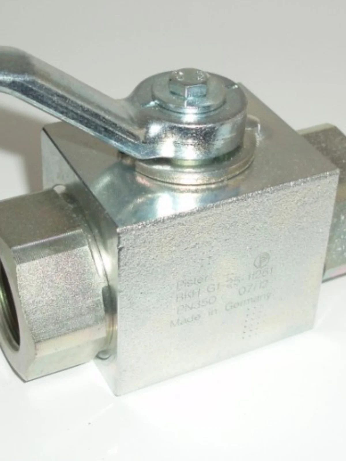 

Applicable to German Pster High Pressure Ball Valve Gas High Pressure Ball Valve BKH G1 25 11251