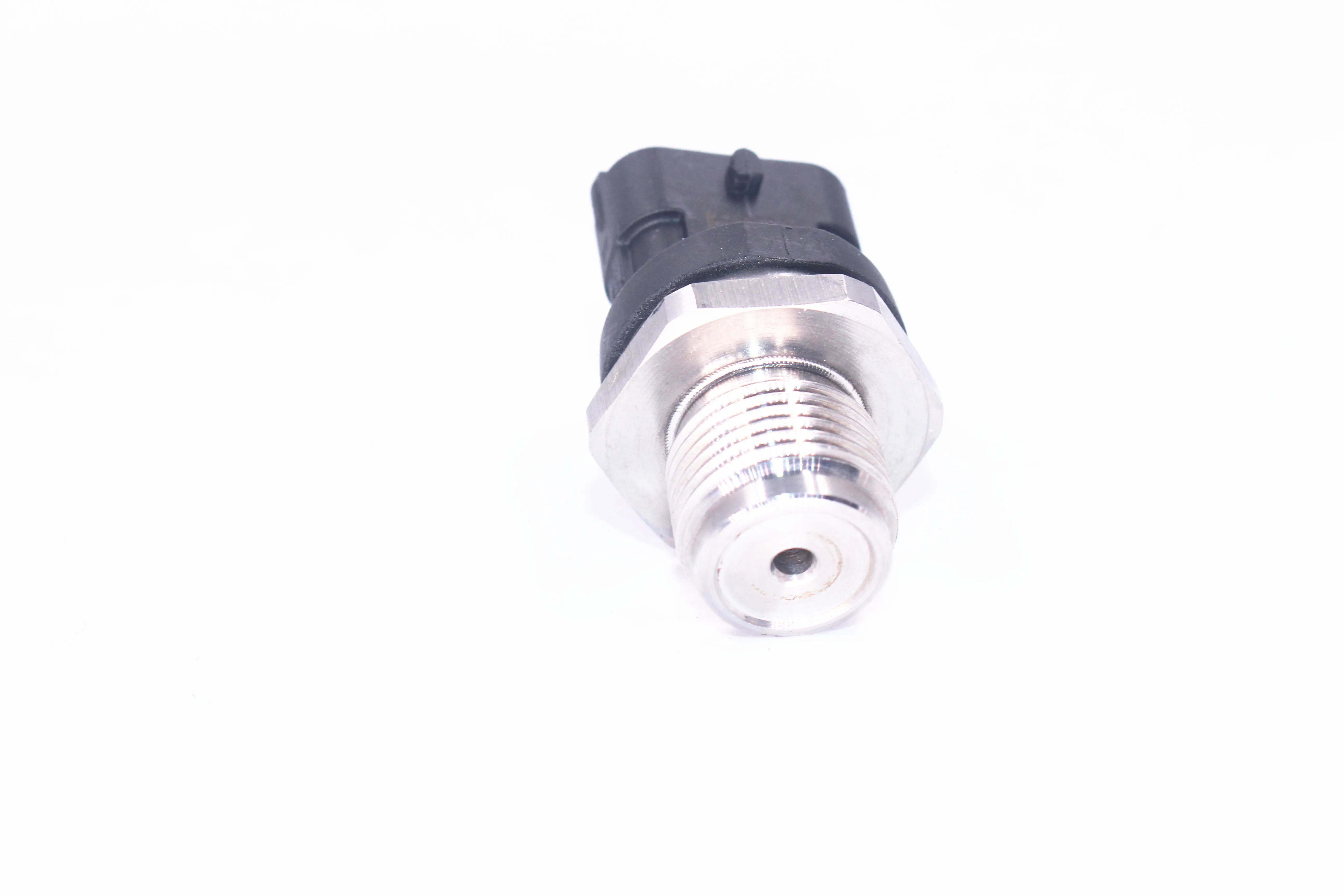 

New Fuel Common Rail Pressure Sensor 0281006327 For Komatsu Dodge Ram 2500 3500 0281006150 20 Piece