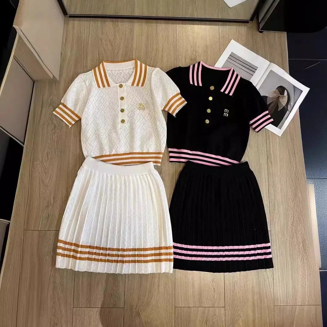 2024 Luxury Brand Spring/summer New M College Style Color Contrast Striped Embroidered Letter Blouse +Pleated Skirt Knitted Suit