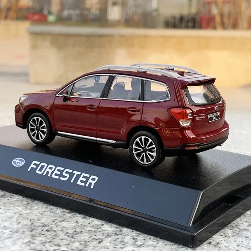 B-M 1:43 Scale Subaru Forester Car Model Metal Die-Cast Toy Vehicle for Fans Adult Collection Gift Souvenir Collectible Display