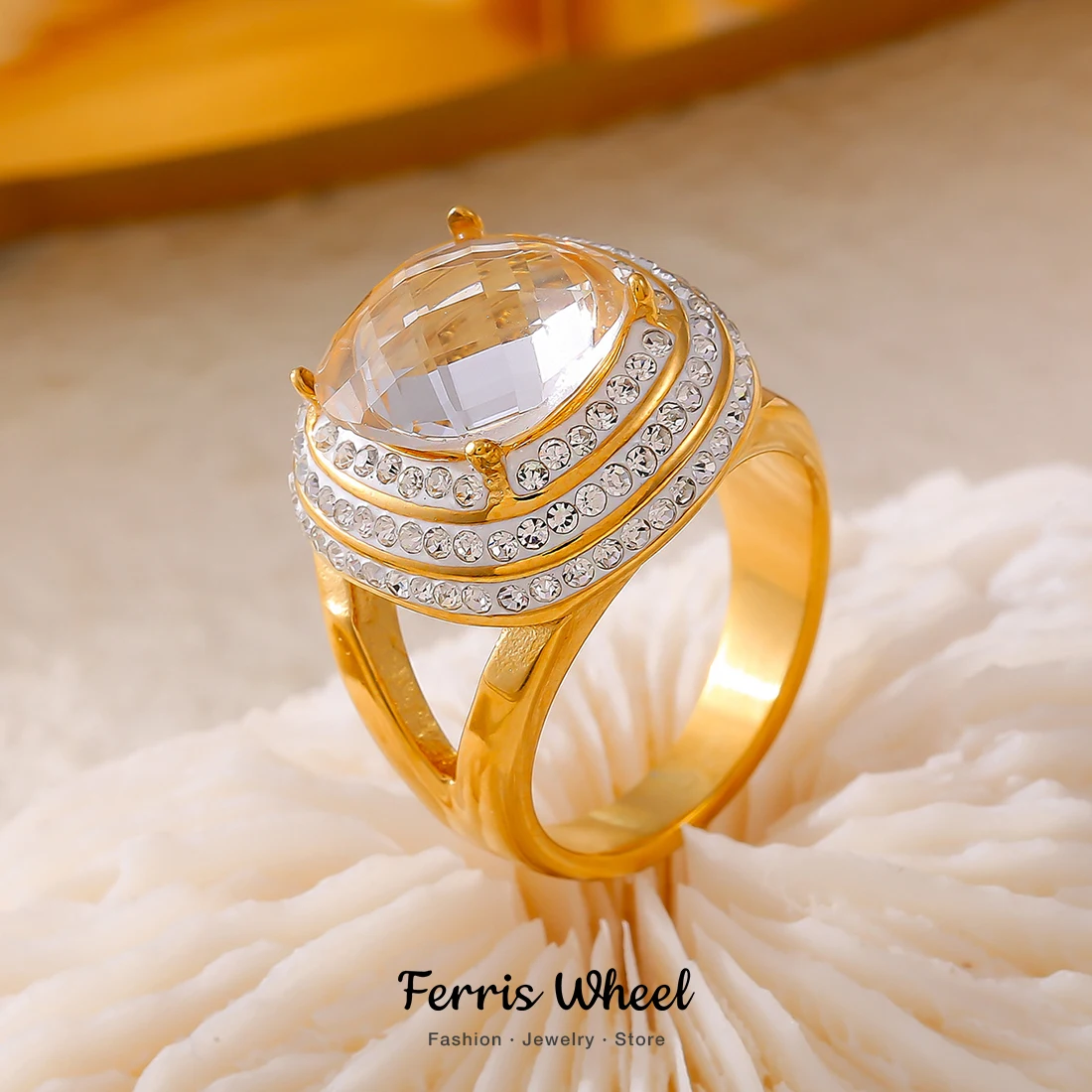Große weiße Zirkon-Luxusringe für Frauen, 3-lagige Strasssteine, Edelstahl, wasserdichter Indexring, vergoldeter Charm-Schmuck