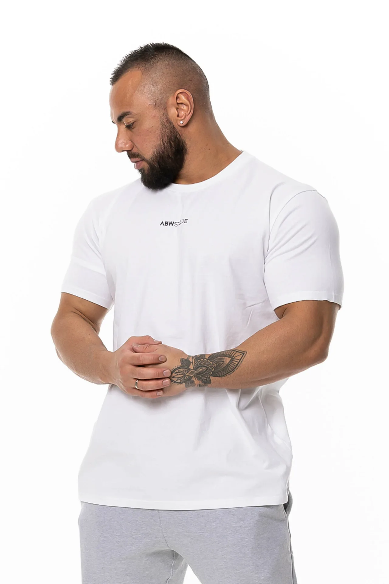 2022 Casual  Fitness Loose Large Tee Men Cotton Gym Shirt Sport T Shirt New Short Sleeve Running Shirt Workout Training Fashion designer t shirts