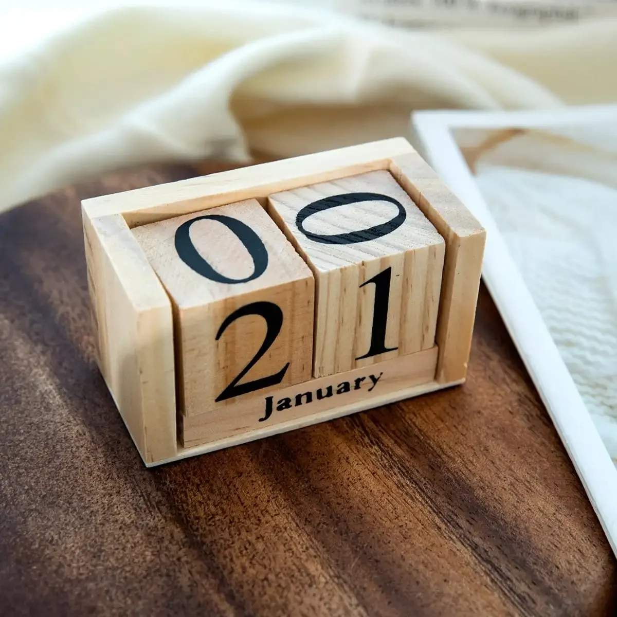 

Wooden Perpetual Calendar Eternal Blocks Month Date Display Desktop Accessories Photography Props Home Office Decor Ornaments