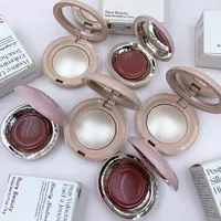 Rare Beauty Light Silky Touch, illuminateur innovant, résistant à la transpiration, anti-bavures, résistant à l'eau, longue tenue, éclat naturel 1