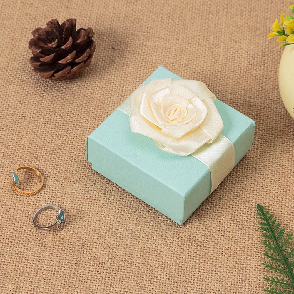 12 Stück hellgrüne Schmuckverpackungsbox mit Schwamm für Ringe, Ohrringe, Halsketten, kleines Etui zur Präsentation von Hochzeit, Geburtstag, Neujahr – Detail 5