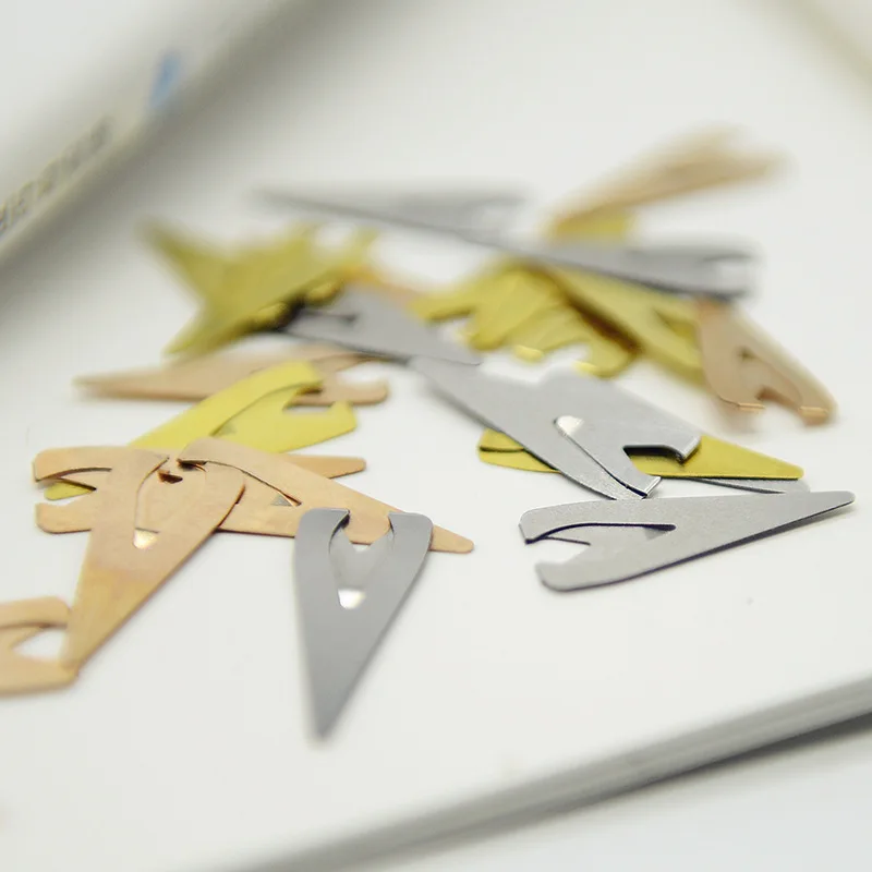 

100pieces Mini 2.5cm Metal Creative Paperclips Stainless Steel Bookmarks for Book Free Gift Papeleria Supply