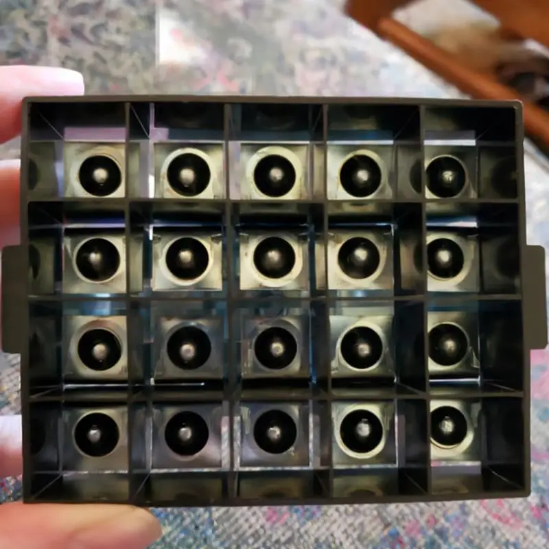 Soil Blocking Tool Handheld 20-Cell Soil Blocking Tool Garden Soil Blocker Protecting Seedling for Greenhouse Garden Supplies