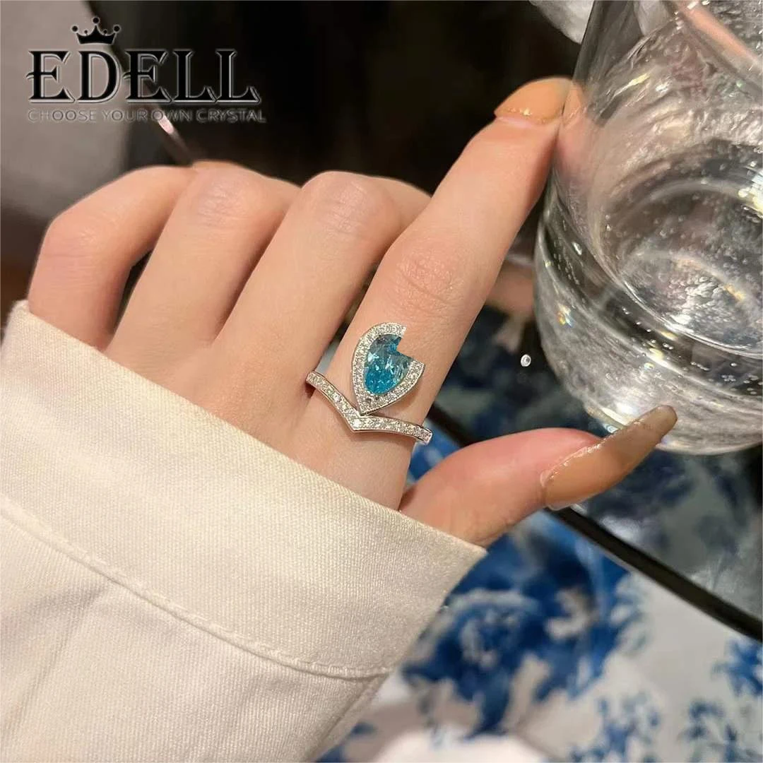 

Изысканное и универсальное синее кольцо Edell CHAUM в форме капли воды с простым темпераментом