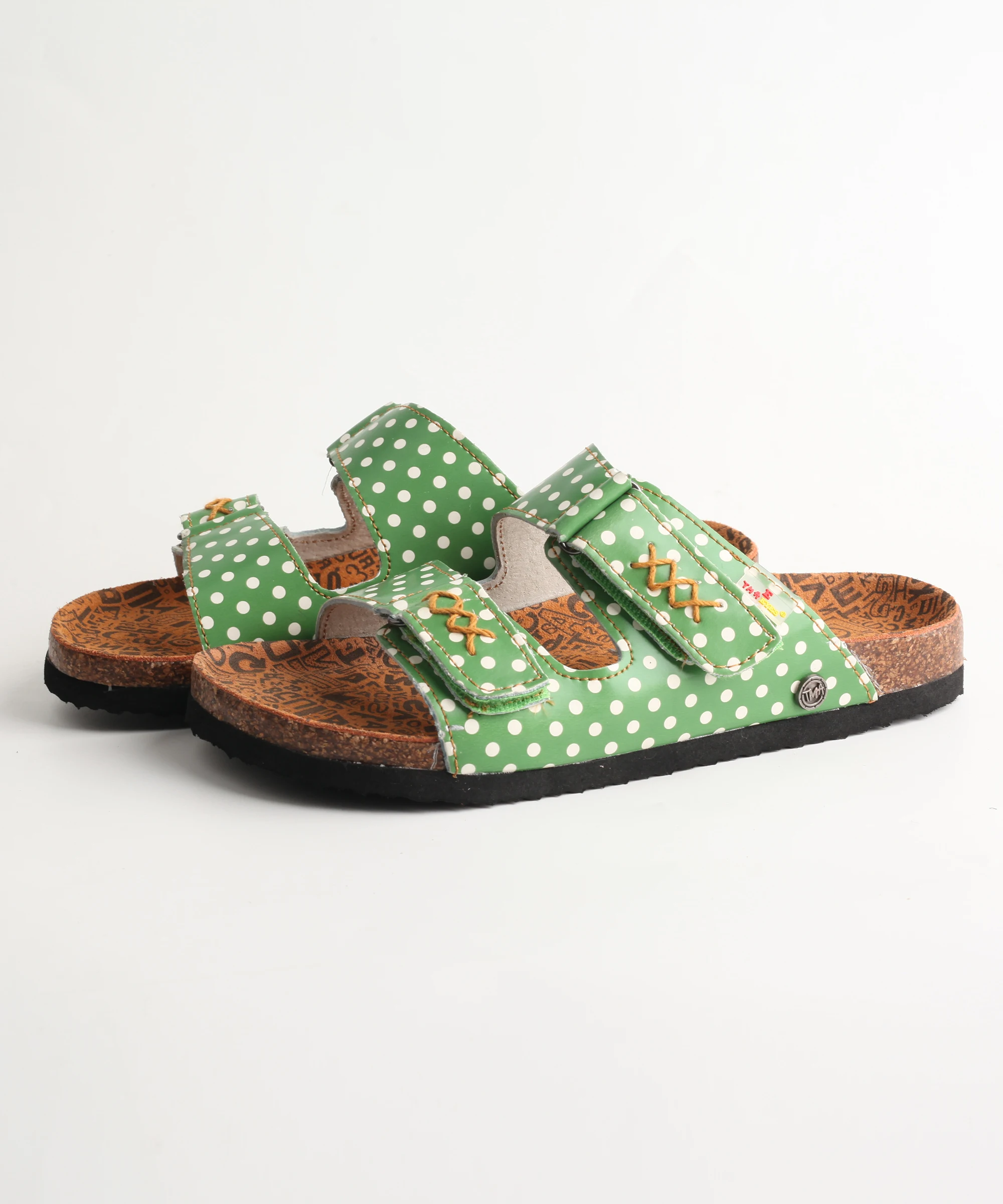 Sommer 2023 neue dicke Sohle Modestil vielseitige Leder Damen Sandalen und Hausschuhe mit Wellen punkt – Detail 7